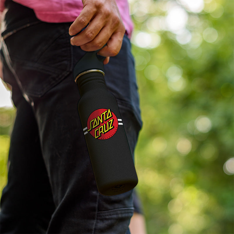 27oz-classic-with-flip-seal-sport-cap-santa-cruz-h0 27oz_classic_water_bottle_santacruz_dot_hand_square.jpg