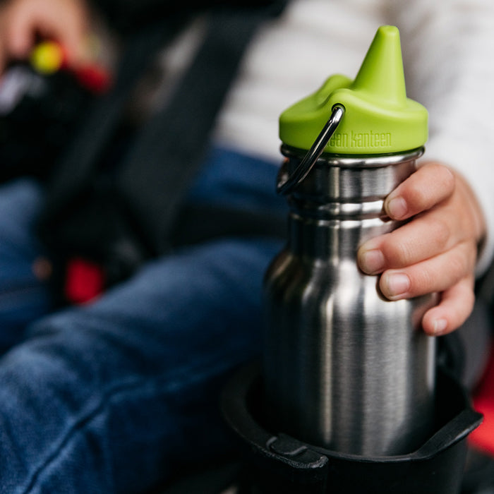 classic-kid-sippy-cap-m0 K12CNSIPPY-BS-sippy_bottle_carseat_lifestyle_6a57ff1f-474b-4c60-9003-2a6f3a064213.jpg