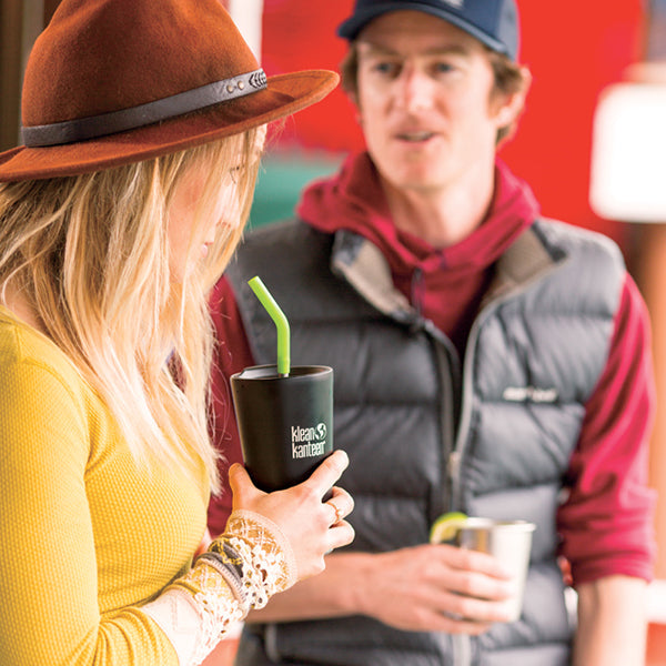 tumbler-straw-lid-with-straw-z0 K16VSSC-SB-guy-girl_style_9a499e23-5b7a-4a0d-b42e-d1b4b02627b2.jpg