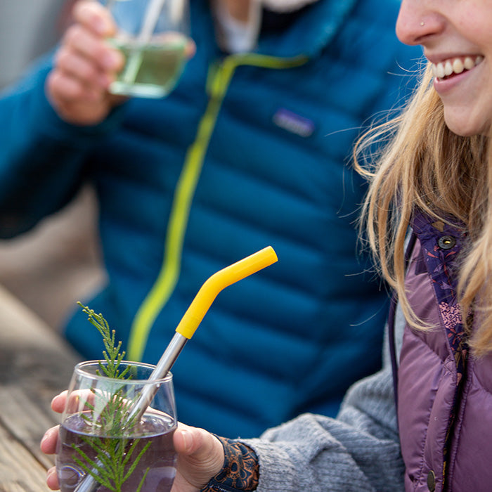 straw-4-pack-r6 recycled_steel_straw_drink_smile_lifestyle.jpg