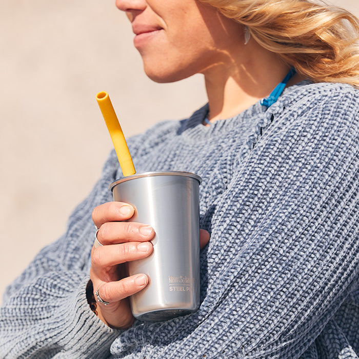 straw-4-pack-r6 recycled_steel_straw_pint_sun_lifestyle.jpg